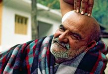 Neem Karoli Baba: Quote of the day by Neem Karoli Baba: “Even if a person hurts you, give him love. The worst punishment is to throw someone out of your heart.”What Maharajji advises on acting with compassion even in times of pain