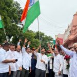 ‘हर घर तिरंगा’तून सामाजिक एकोपा; विद्यार्थ्यांसह नागरिकांच्या उत्स्फूर्त सहभागाने राहाता दुमदुमले