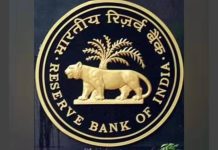 India draws record $127 billion through forex deposits: RBI