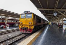 Travelling by train? 7 simple etiquettes every passenger should follow