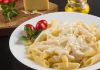 How to make no-maida white sauce pasta at home (5 healthy substitutes inside)