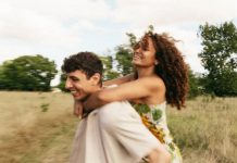 5 tiny things that can make someone unexpectedly attractive