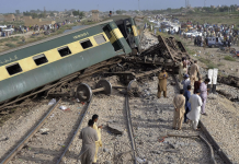 5 killed, several injured as passenger train derails in Pakistan’s Punjab