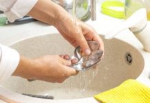 How to remove stubborn stains from steel utensils