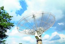 GMRT detects hydrogen signal from galaxies 8 billion years ago