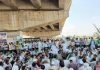 Farmers’ protest disrupts Pune-B’luru highway traffic, police advise detours