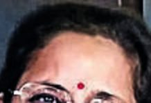 State’s decision to give Rs5,000 before Diwali is like rubbing salt on farmers’ wound, says opposition