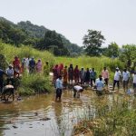 Teachers build Vanarai bund through voluntary labour in tribal village in Khed