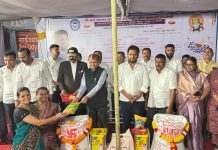 श्री साई संस्थान एम्प्लॉईज सोसायटीच्या दीपावली निमित्त शिधा वाटप कार्यक्रमाचा शुभारंभ युवानेते डॉ सुजय विखे पाटील,श्री साईबाबा संस्थान चे मुख्य कार्यकारी अधिकारी गोरक्ष गाडीलकर यांसह मान्यवरांच्या हस्ते संपन्न—-श्री विठ्ठल पवार (चेअरमन)